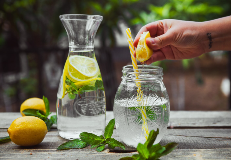 Lemon juice Guide For Weight Loss